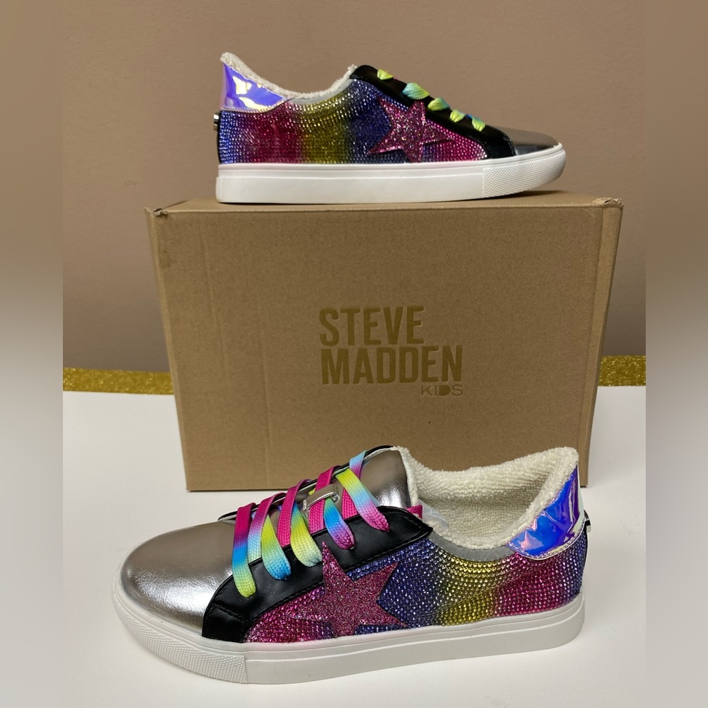 Steve Madden Star Sneakers